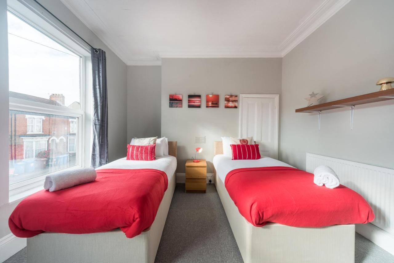3 Bedroom Saks - 2 Living Area House In Newland Ave Hull Kingston upon Hull Eksteriør billede