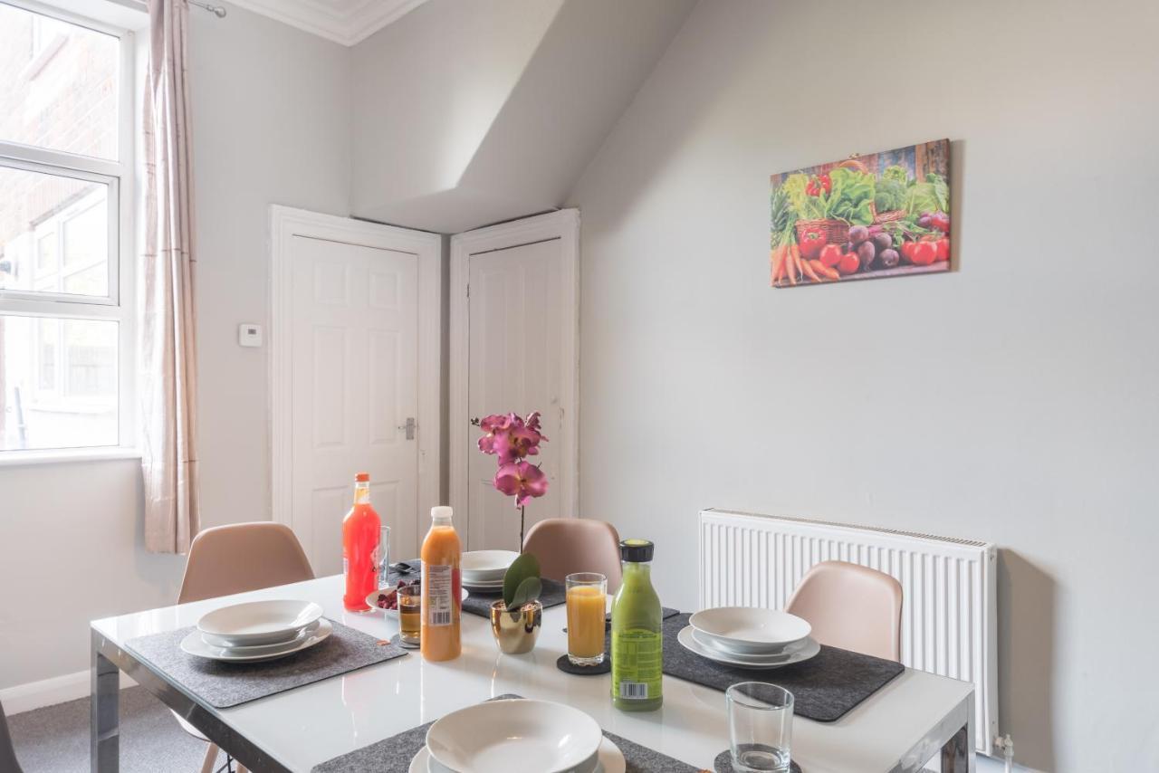 3 Bedroom Saks - 2 Living Area House In Newland Ave Hull Kingston upon Hull Eksteriør billede