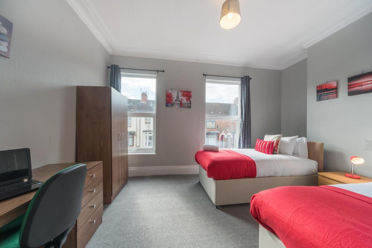 3 Bedroom Saks - 2 Living Area House In Newland Ave Hull Kingston upon Hull Eksteriør billede
